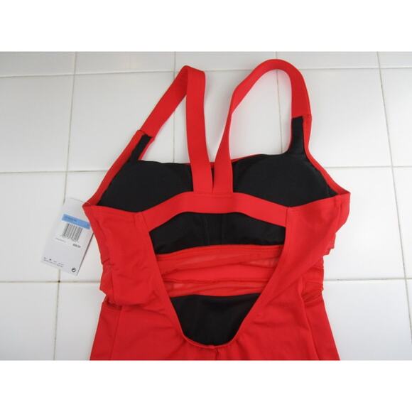 Nike Swim One Piece Mesh V-Back Solid Red Women's Medium NESS9365-638 - Picture 3 of 6